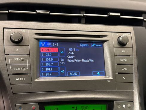 Used 2012 Toyota Prius Two FWD image 21