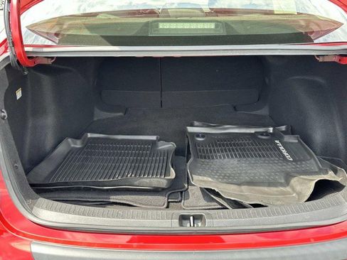 Used 2020 Toyota Corolla LE image 13