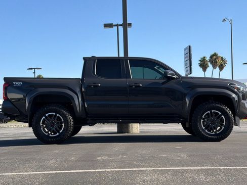 Used 2024 Toyota Tacoma TRD Sport RWD image 3