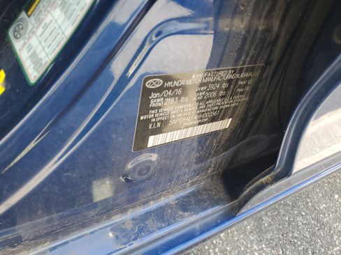 Used 2017 Hyundai Elantra SE image 10