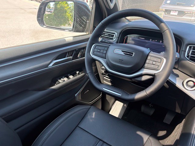 New 2026 Jeep Grand Wagoneer 4WD w/ Premium Group I image 34
