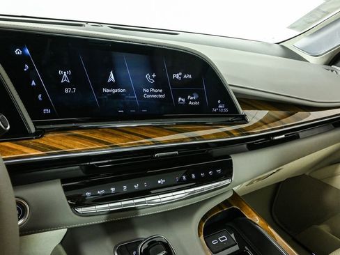 New 2024 Cadillac Escalade Sport Platinum w/ LPO, ONYX Package image 12