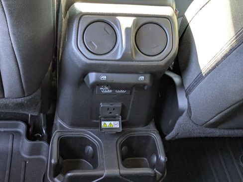 Used 2023 Jeep Gladiator Rubicon w/ Trailer Tow Package image 27