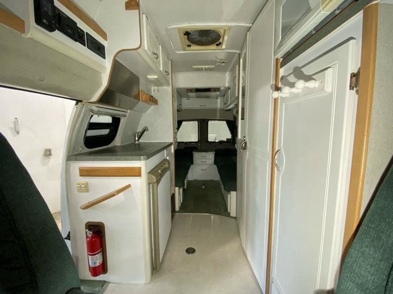 Used 2003 Chevrolet Express 3500 Extended RWD image 25