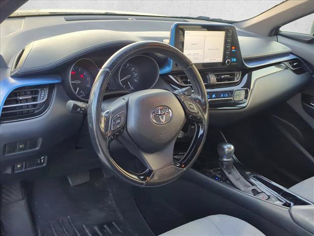 Used 2019 Toyota C-HR XLE FWD image 8