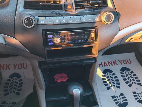 Used 2010 Honda Accord EX image 9