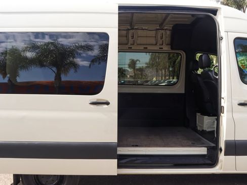 Used 2023 Mercedes-Benz Sprinter 2500 image 11