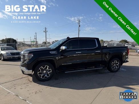 Used 2022 GMC Sierra 1500 SLT image 1