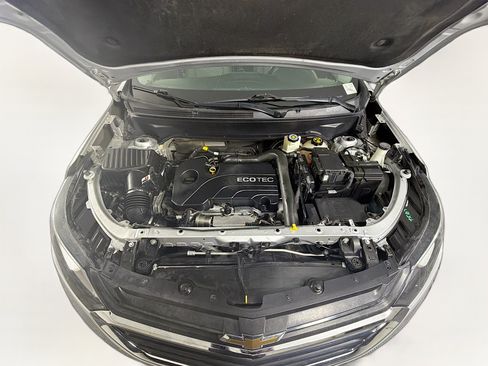 Used 2019 Chevrolet Equinox LT FWD image 32