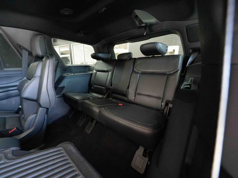 Used 2025 Ford Expedition Platinum w/ Stealth Performance Package AWD/4WD image 24