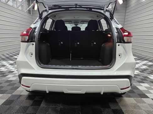Used 2024 Nissan Kicks SV FWD image 32