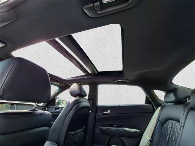 Used 2017 Kia Optima SX FWD image 20
