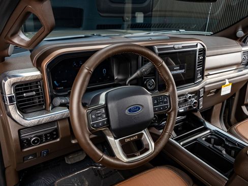Used 2026 Ford F250 King Ranch w/ Chrome Package image 17