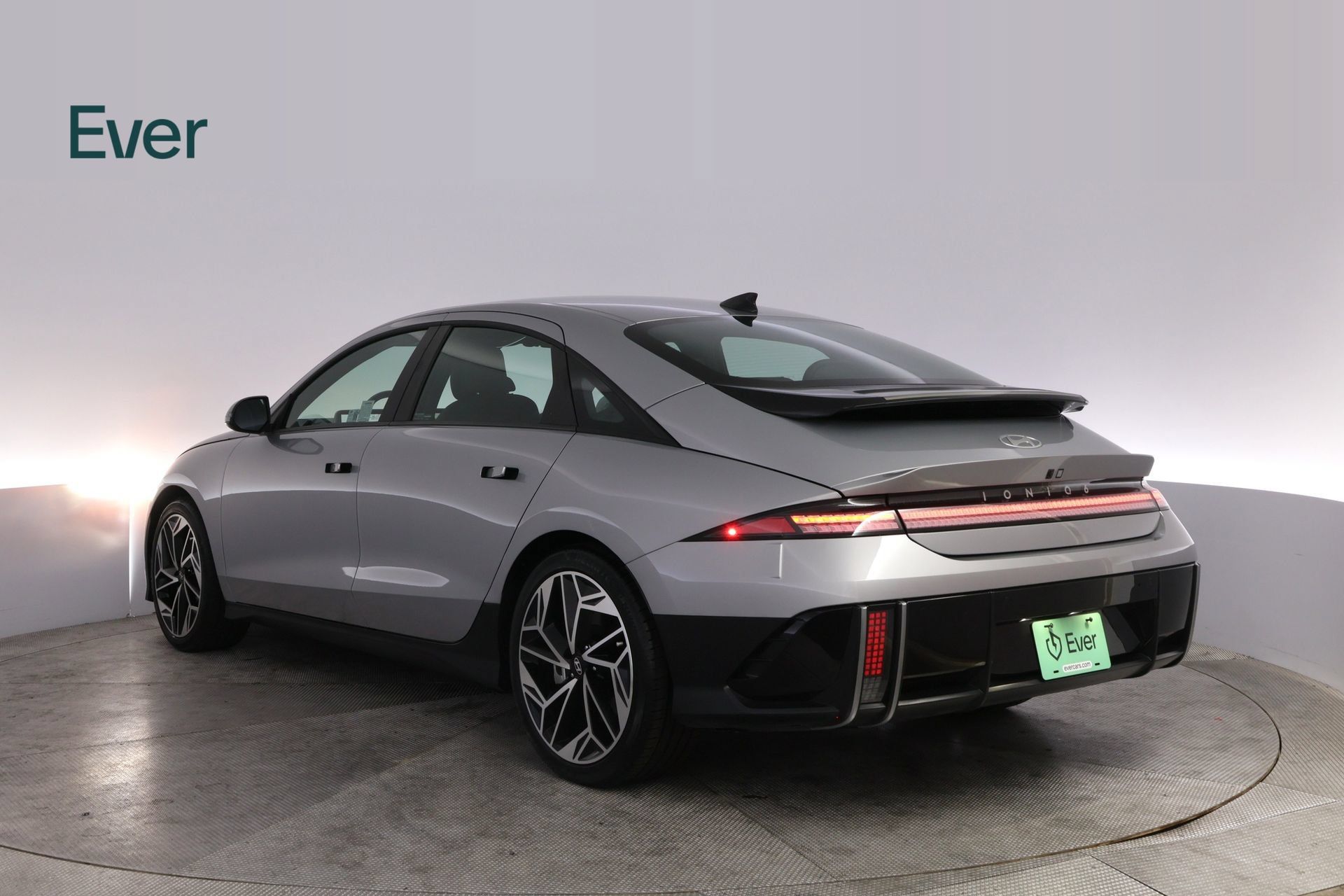 Used 2024 Hyundai Ioniq 6 SEL RWD image 17