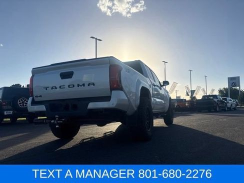 Used 2024 Toyota Tacoma TRD Sport w/ TRD Sport Upgrade Package AWD/4WD image 9