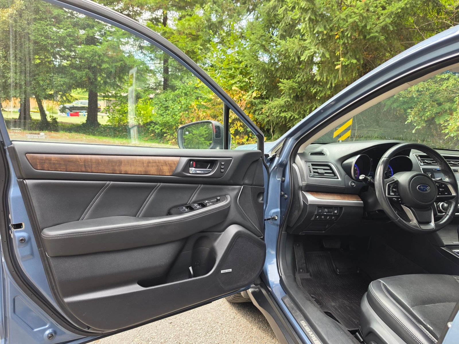 Used 2018 Subaru Outback 2.5i Limited w/ 50th Anniversary Edition AWD/4WD image 18