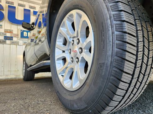 Used 2018 GMC Yukon SLT image 13