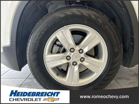 Certified 2022 Chevrolet Trax LT w/ LT Convenience Package image 7