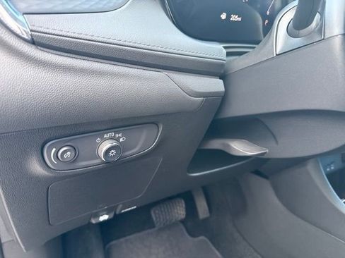 Used 2025 Buick Encore GX Sport Touring w/ Advanced Technology Package FWD image 30