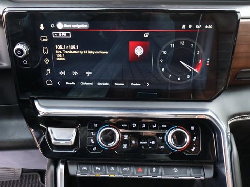 Used 2025 GMC Sierra 1500 Denali Ultimate image 30