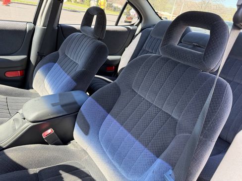 Used 2002 Pontiac Grand Prix GT FWD image 30