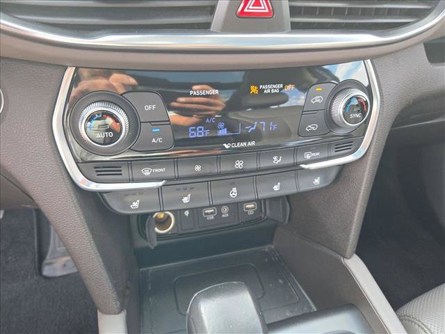 Used 2020 Hyundai Santa Fe Limited FWD image 13