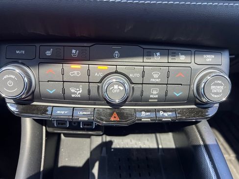 Used 2026 Dodge Durango SRT Hellcat w/ 3rd Row Seating Group AWD/4WD image 16