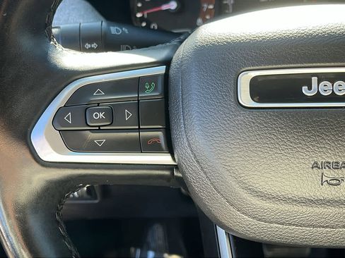 Used 2022 Jeep Compass Latitude image 13