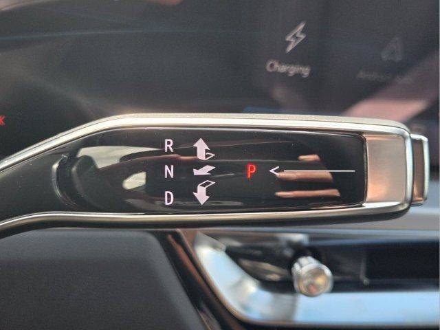 New 2027 Cadillac Lyriq Luxury RWD image 30
