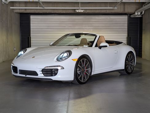 Certified 2014 Porsche 911 Carrera 4S AWD/4WD image 1