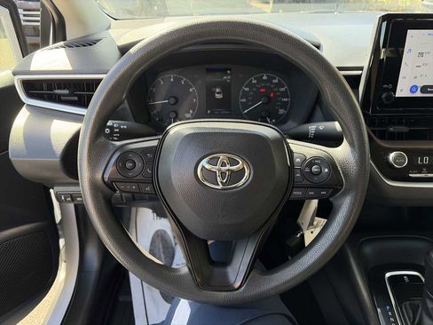 Used 2024 Toyota Corolla LE image 11