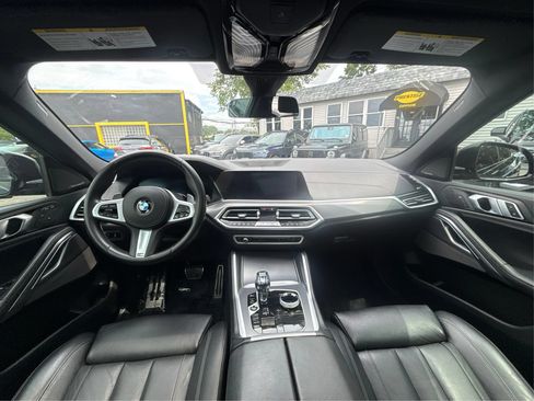 Used 2020 BMW X6 M50i w/ Premium Package AWD/4WD image 32