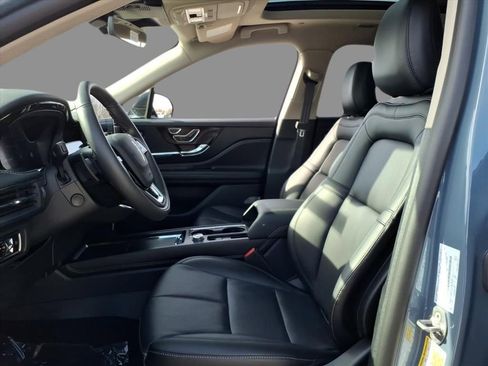 New 2026 Lincoln Corsair Reserve image 19