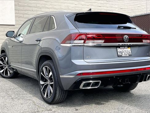 Certified 2024 Volkswagen Atlas Cross Sport SEL Premium R-Line image 10