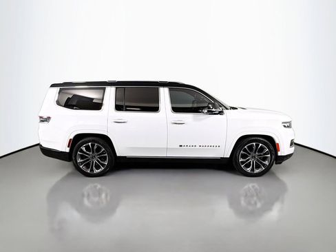 Used 2023 Jeep Grand Wagoneer Series III image 4