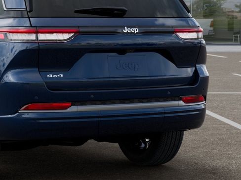 New 2026 Jeep Grand Cherokee Limited AWD/4WD image 25