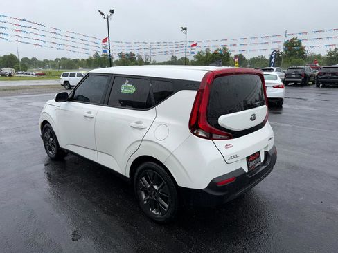 Used 2021 Kia Soul S FWD image 7