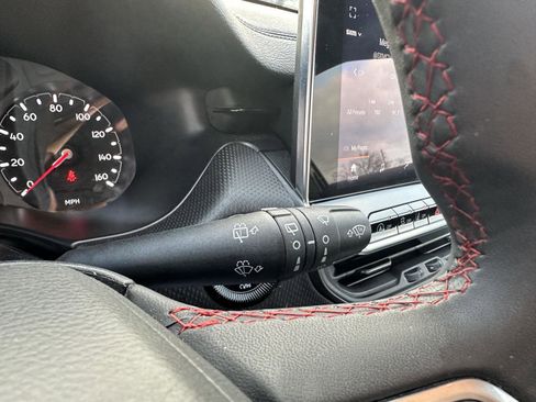 Used 2025 Jeep Compass Trailhawk image 26