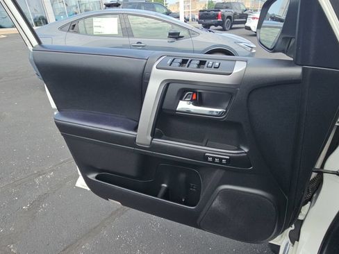 Certified 2023 Toyota 4Runner Limited AWD/4WD image 25