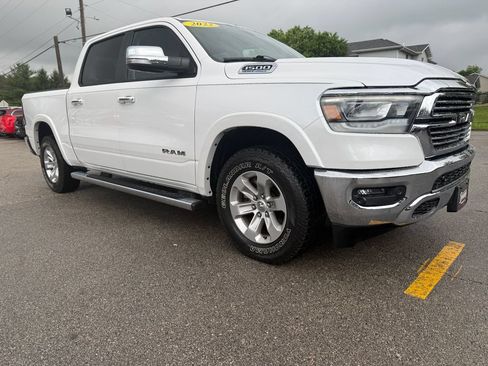 Used 2022 RAM 1500 Laramie AWD/4WD image 3
