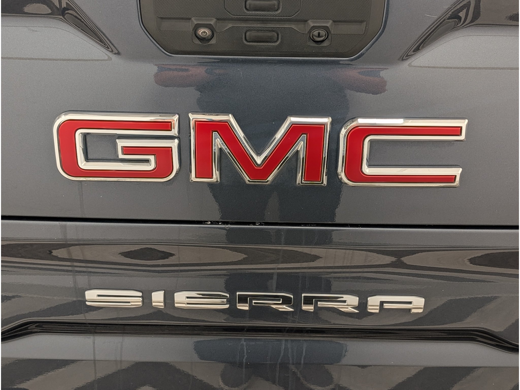 Used 2022 GMC Sierra 1500 AT4 w/ AT4 Premium Package AWD/4WD image 5