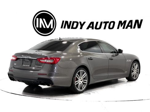 Used 2018 Maserati Quattroporte S GranSport Q4 AWD/4WD image 4