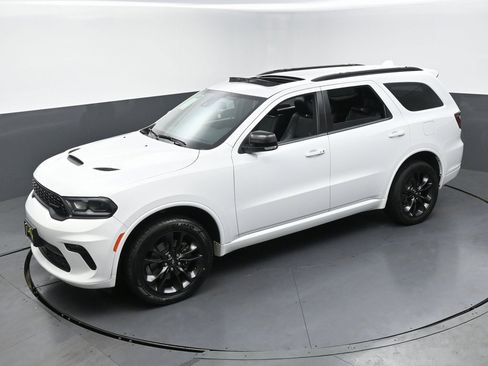 Used 2022 Dodge Durango GT image 45