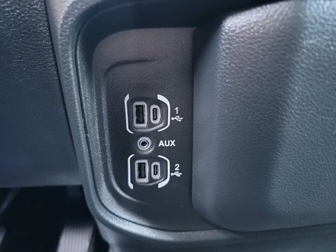 Used 2022 RAM 1500 Big Horn AWD/4WD image 17