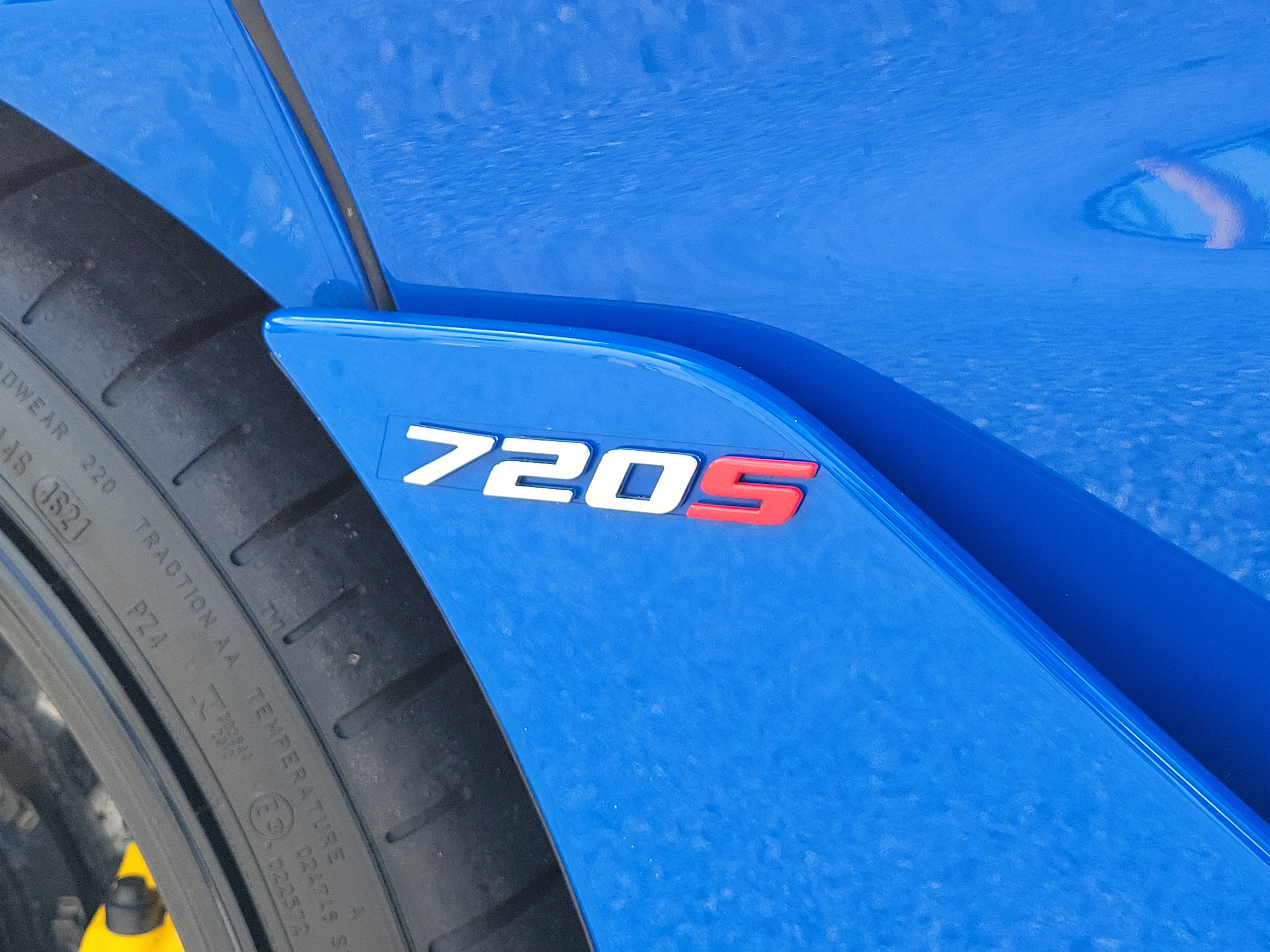 Used 2018 McLaren 720S Luxury RWD image 12