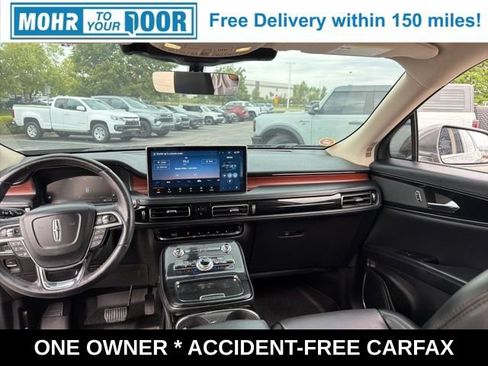 Used 2023 Lincoln Nautilus Reserve AWD/4WD image 30