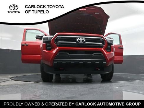 Used 2025 Toyota Tacoma SR image 36