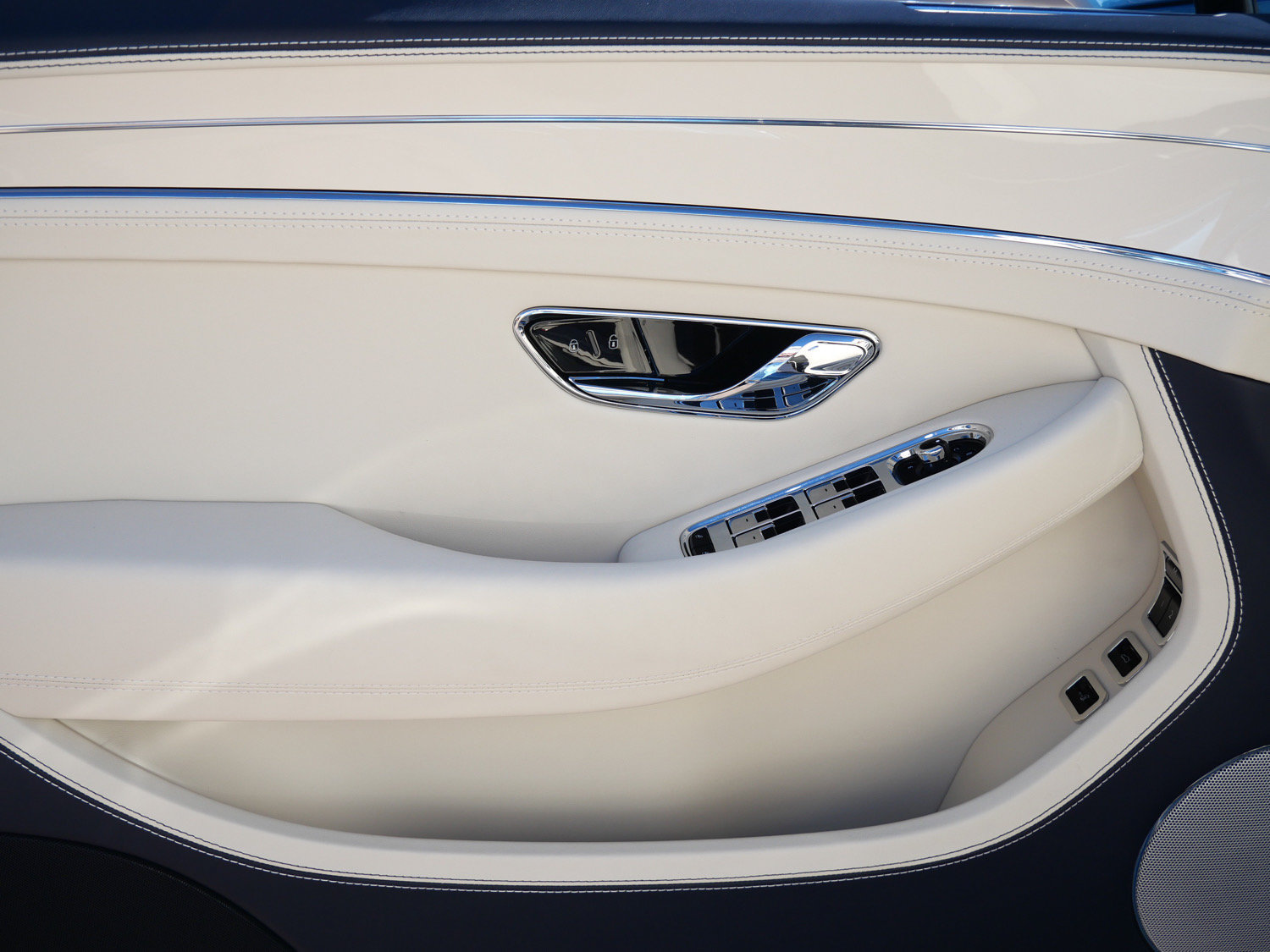 New 2026 Bentley Continental GT AWD/4WD image 16