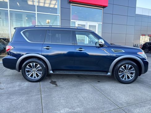 Used 2019 Nissan Armada SL w/ Premium Package image 2