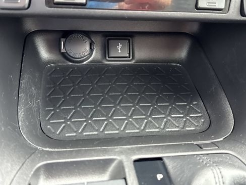 Used 2021 Toyota RAV4 XLE Premium FWD image 27